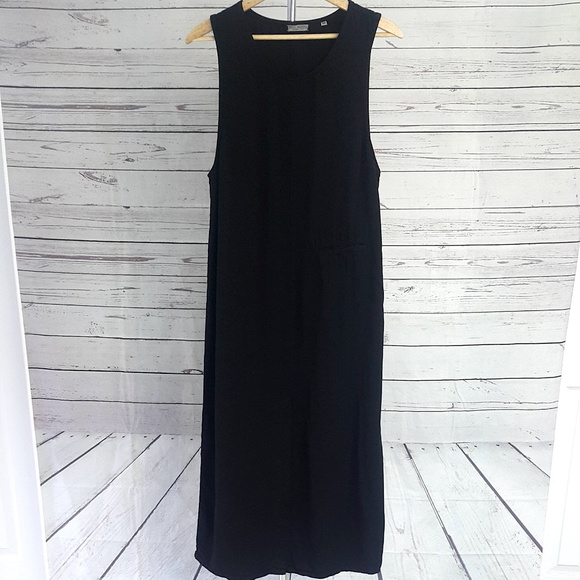 black maxi jumper dress
